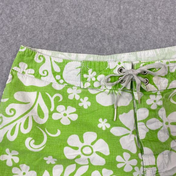 Vintage Raisins Womens 7 Green Hawaiian Floral Board Shorts - Picture 2 of 7